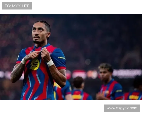 拉菲尼亚国家德比破门，巴萨客场挑战皇马表现亮眼