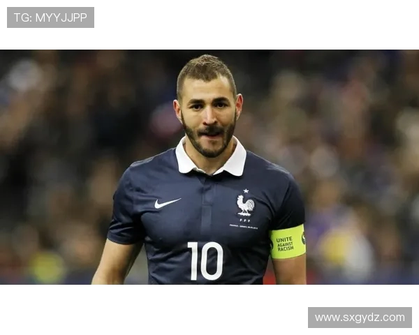 本泽马跨联赛适应能力：如何征服不同防守体系